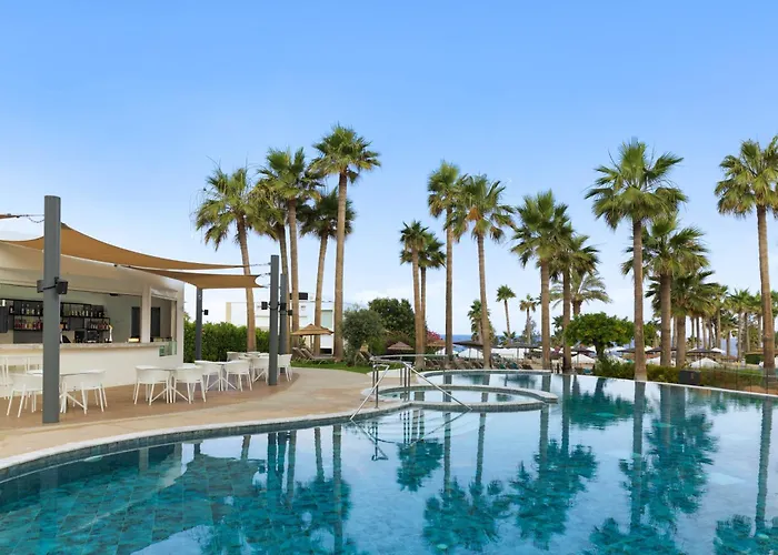 St George Beach Hotel & Spa Resort (Adults Only)